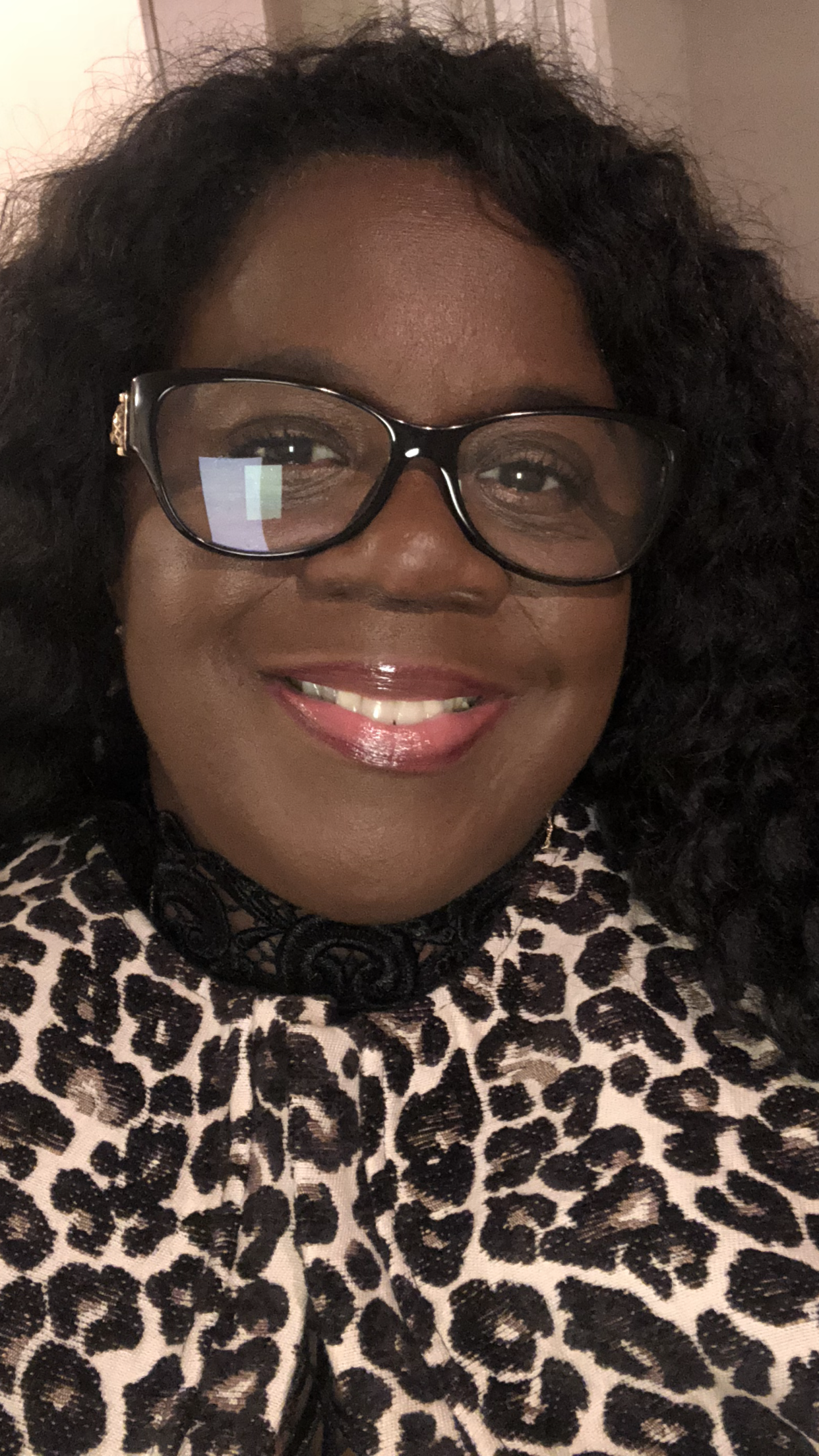 Mimi the Complaining Cat